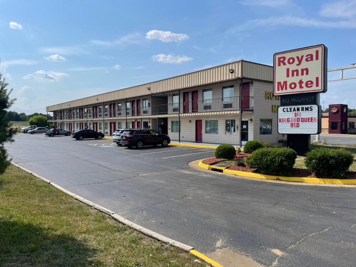 פרדריקסבורג Royal Inn Motel מראה חיצוני תמונה