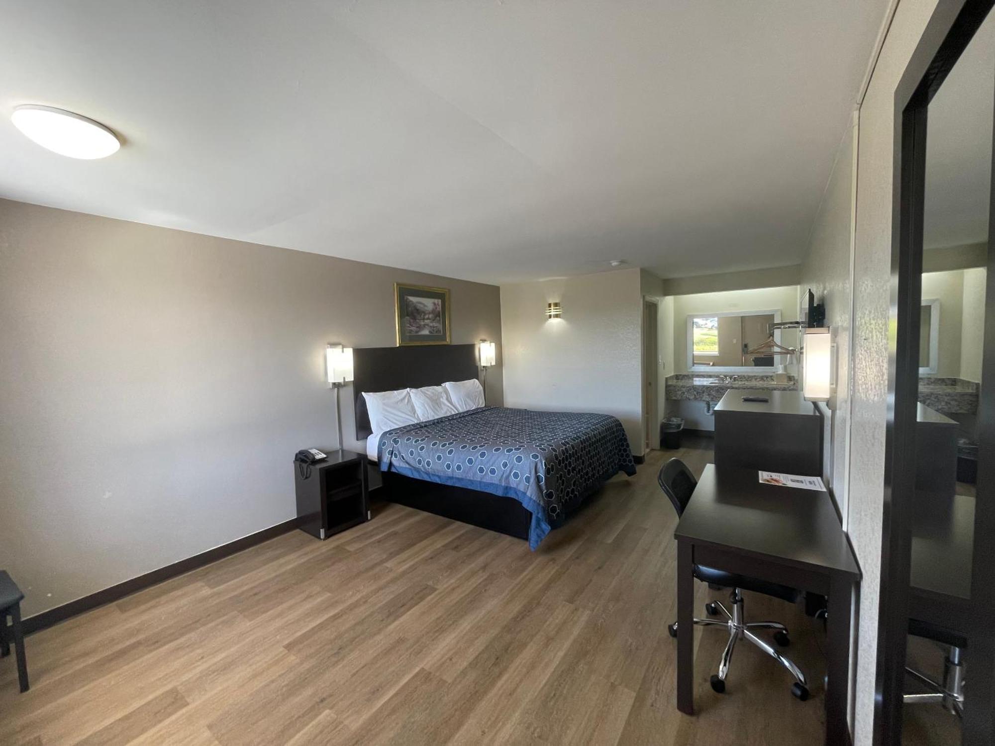 פרדריקסבורג Royal Inn Motel מראה חיצוני תמונה